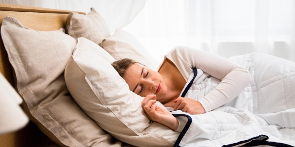 Pourquoi choisir un oreiller mémoire de forme ?